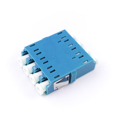 Platzeinsparende FTTH-Lösungen Standard Flansche Ohrlose Quadrat LC UPC Glasfaser Adapter