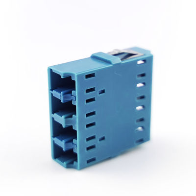 Platzeinsparende FTTH-Lösungen Standard Flansche Ohrlose Quadrat LC UPC Glasfaser Adapter