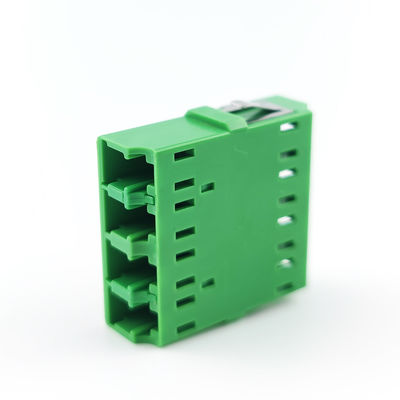 4 Ports Grüner LC APC Glasfaseradapter Ohrloser Quadratkopplung für FTTH-Leistung