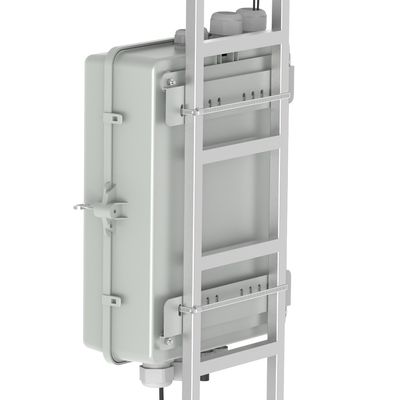 Graue 4 Port Glasfaserverteilfach IP65 Wasserdicht für den Außenbereich im Netzwerkmodell