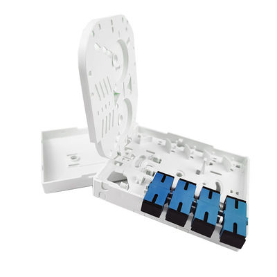 Innenraum 4 Kerne UPC Kunststofffaseroptische Gesichtsplatte Steckdose Panel mit 100 * 80 * 30mm Größe