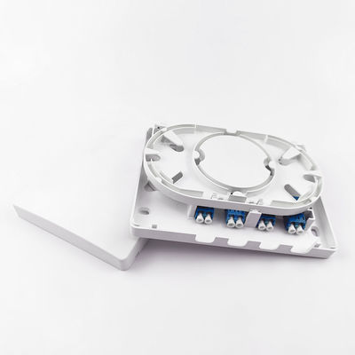 150*110*30mm FTTH-Netzwerk Innenraum 4 Kerne LC UPC Kunststofffaseroptische Gesichtsplatte Steckdose